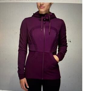 Lululemon Dance Studio Jacket Womens Reversible Plum Zip Hoodie Thumbholes sz 4